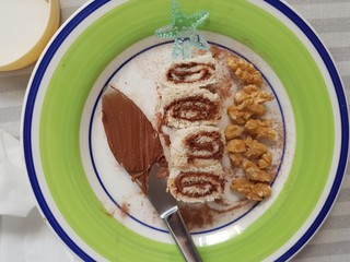 Chocolate sandwich, nuts