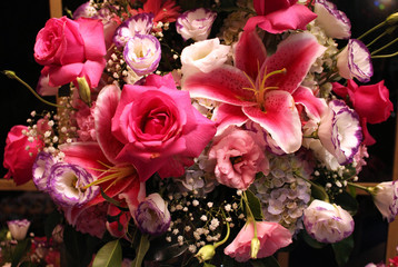 bouquet of pink roses