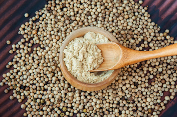 White ground pepper