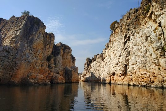 Bhedaghat marble rocks