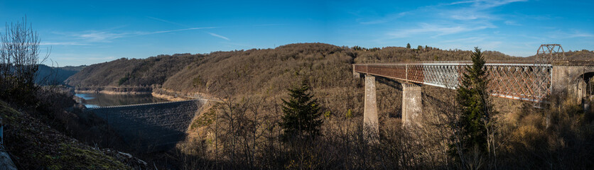 vue panoramique du viaduc des Fades