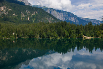 Fototapeta na wymiar Lago di Tovel o Lago rosso in Trentino