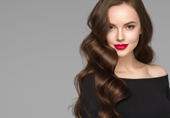 Beautiful hair woman long brunette hairsstyle healthy skin