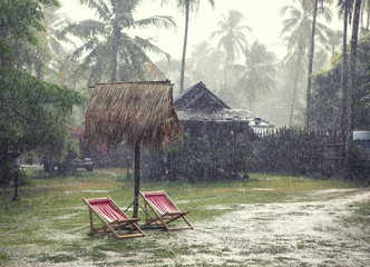 Heavy tropical rain and flooding in the area vacationing the village, the element of the cyclone