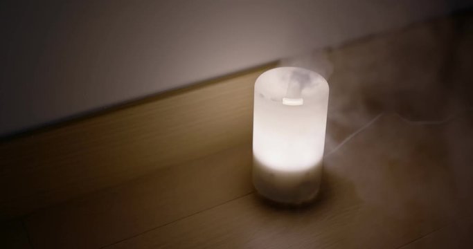 Aroma oil diffuser light