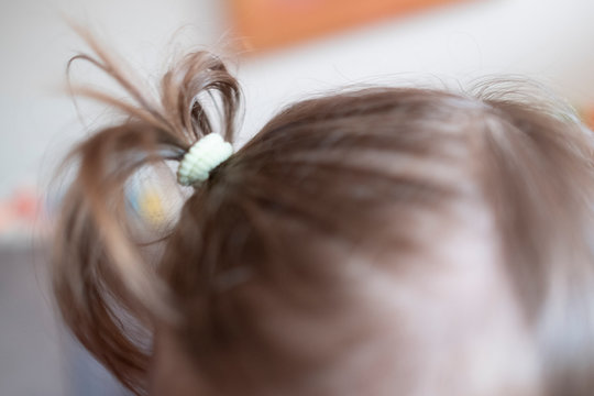 baby girl pony tail