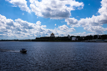 Fototapeta premium Yaroslavl view from the Volga river