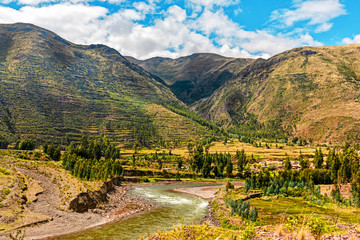 Fototapeta na wymiar Scenery along the train journey from Arequipa to Cusco.