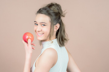 girl with an apple