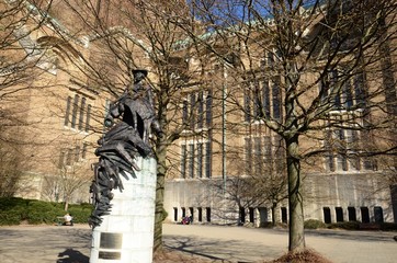 Bruxelles : Ext&eacute;rieurs de la Basilique de Koekelberg (Belgique)