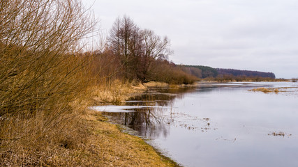 Biebrzański Park Narodowy. Wiosenne rozlewiska Biebrzy © podlaski49