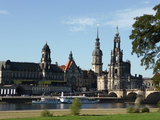 Fototapeta premium Elbufer bei Dresden