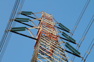 Pilone dell'elettricità con fili elettrici, Electricity pylon with electric wires