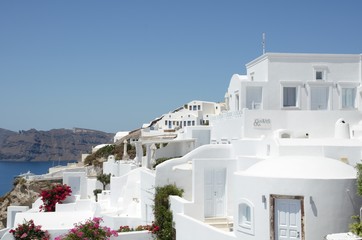 Naklejka premium White white Santorini village on the Greek island