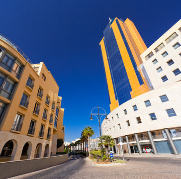 Stunning image of the city San Giljan and Portomaso business tower.