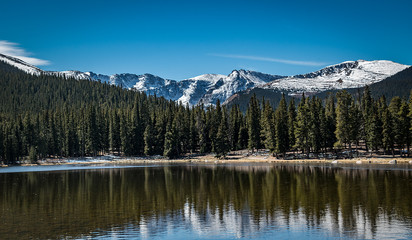 Fototapeta na wymiar Echo Lake, Colorado, Mount Evans Scenic Byway _17 Oct