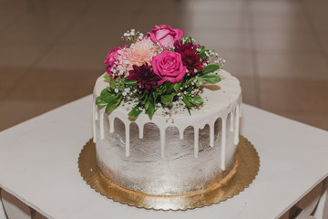 pastel de rosas