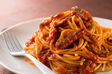 スパゲッティ　蟹と蟹みそのトマトソース