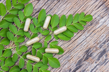 Herbal powder medicine in capsules for healthy eating 