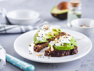 toast with avocado