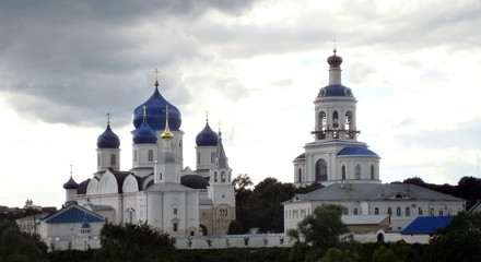 Fototapeta na wymiar church complex. Russia. city of Vladimir