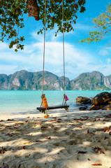 panorama isola altalena tailandia