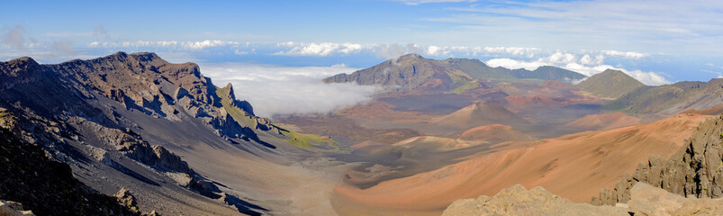 Fototapeta premium Panorama of Hawaiian volcano