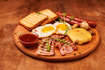 sandwich with smoked sausage and vegetables