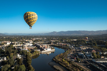 Fototapeta na wymiar Napa Valley Hot Air Balloons on Vineyards