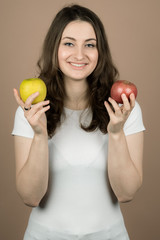 Fototapeta na wymiar girl with an apple