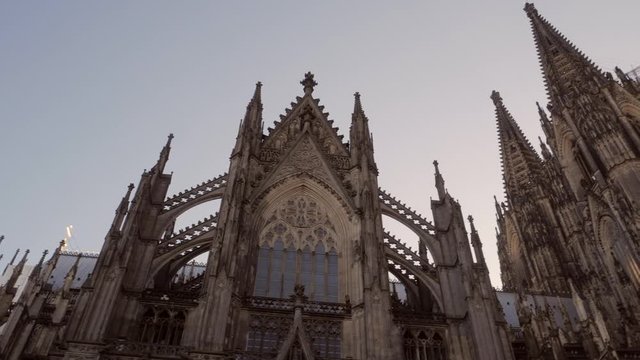 K&ouml;lner Dom, linke Seite (Schwenk)