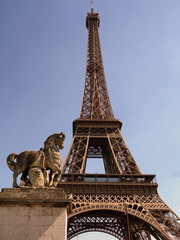 Fototapeta na wymiar Eiffel on the Seine