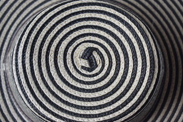 Fototapeta na wymiar Copa de sombrero en espiral 