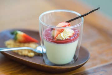 Strawberry panna cotta