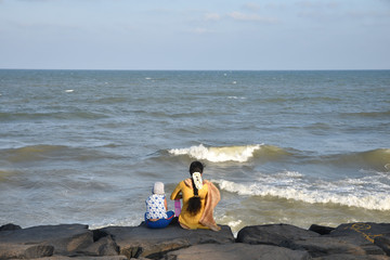 Au bord de l'océan à Pondichéry, Inde du Sud