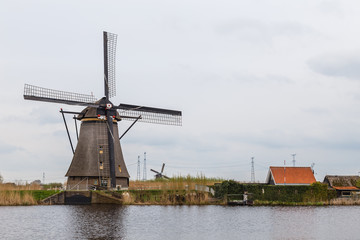 Fototapeta na wymiar Rotterdam trip windmills