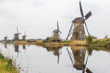 Naklejka premium Rotterdam trip windmills