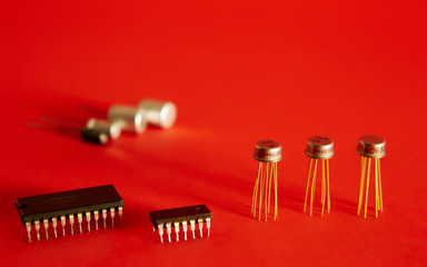 electronic chip and radio components