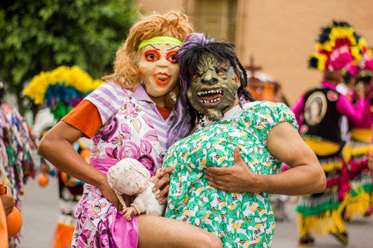 m&aacute;scaras