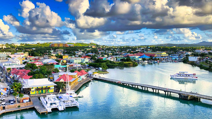Antigua Harbor - obrazy, fototapety, plakaty