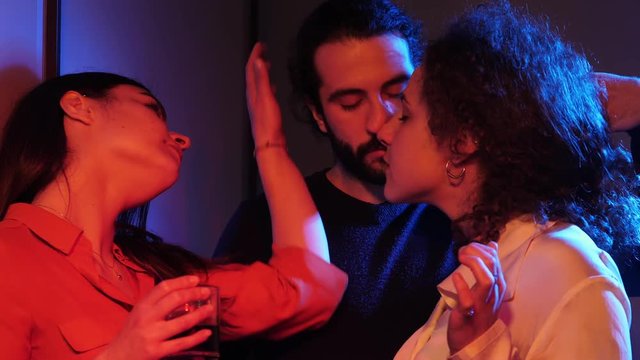 Sensual game between three people,flirt,kisses.Threesome,polygamy