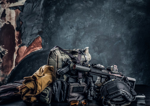 Armory Gambar – Telusuri 368 Foto, Vektor, dan Video Stok | Adobe Stock