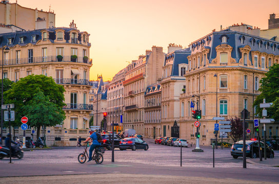Fototapeta Beautiful street in the center of Paris, France