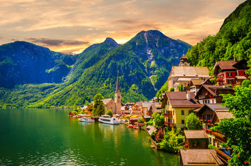 Fototapeta premium Fantastic view on Hallstatt village and alpine lake, Austrian Alps, Salzkammergut, Austria, Europe