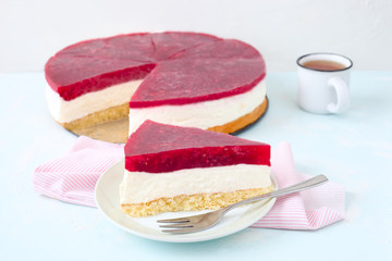 Himbeer-Frischkäse-Torte