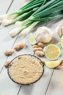 Spicy peanut sauce for satay