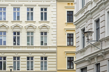 Fototapeta premium Fassaden historischer Häuser in der Altstadt von Görlitz, Deutschland