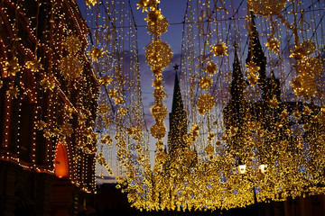 lights in the center of Moscow