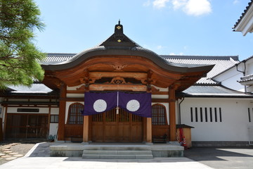 Naklejka premium 長野県の善光寺