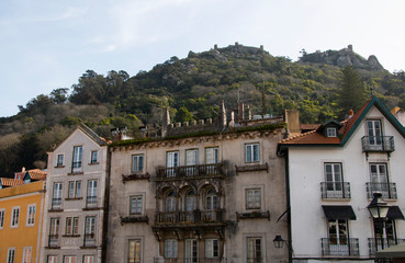 Fototapeta na wymiar facade of interesting old houses in Lisbon